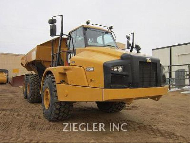 2012 CATERPILLAR 740B Photo