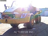 2007 CATERPILLAR 725 Photo #2