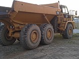 2002 CATERPILLAR 725 Photo #4