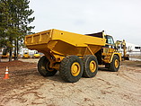 2002 CATERPILLAR 725 Photo #3