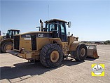 2005 CATERPILLAR 966G Photo #2