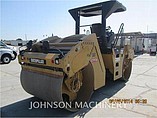 2011 CATERPILLAR CB54 Photo #3