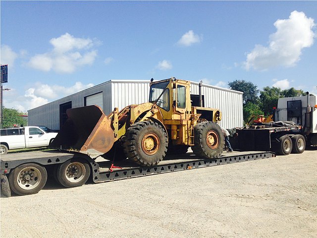 CATERPILLAR 966C Photo