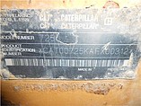 2001 CATERPILLAR 725 Photo #5