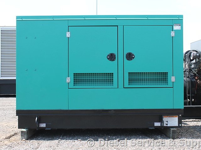 2005 CUMMINS 35 KW Photo