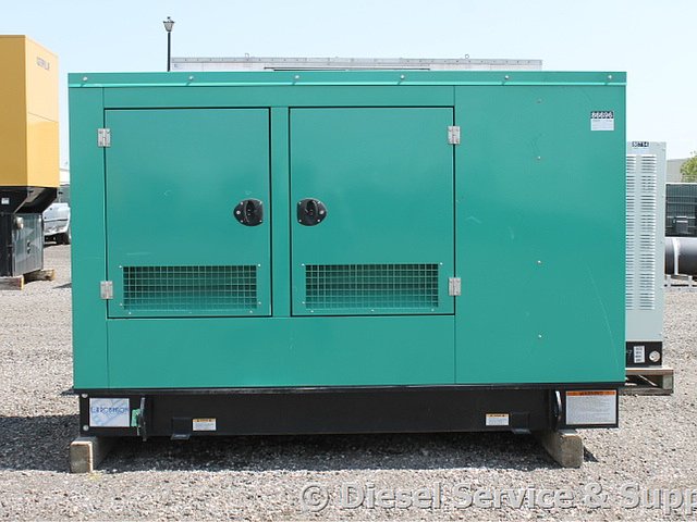 2004 CUMMINS 35 KW Photo