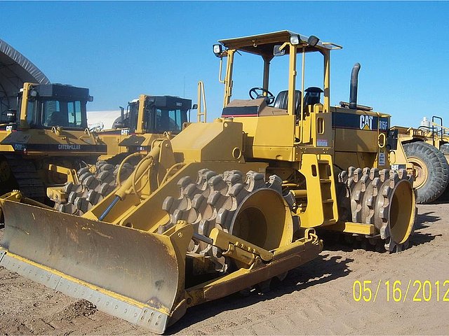 1996 CATERPILLAR 815F Photo