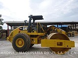 2010 CATERPILLAR CS-533E Photo #8