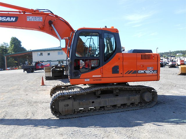 2012 DOOSAN DX180 LC-3 Photo