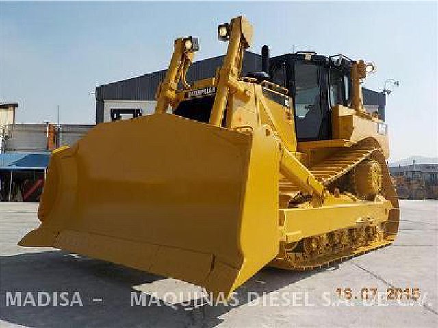 2010 CATERPILLAR D8T Photo